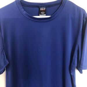 Patagonia crew neck shirt Activewear Athletic lightweight airy Size L men’s